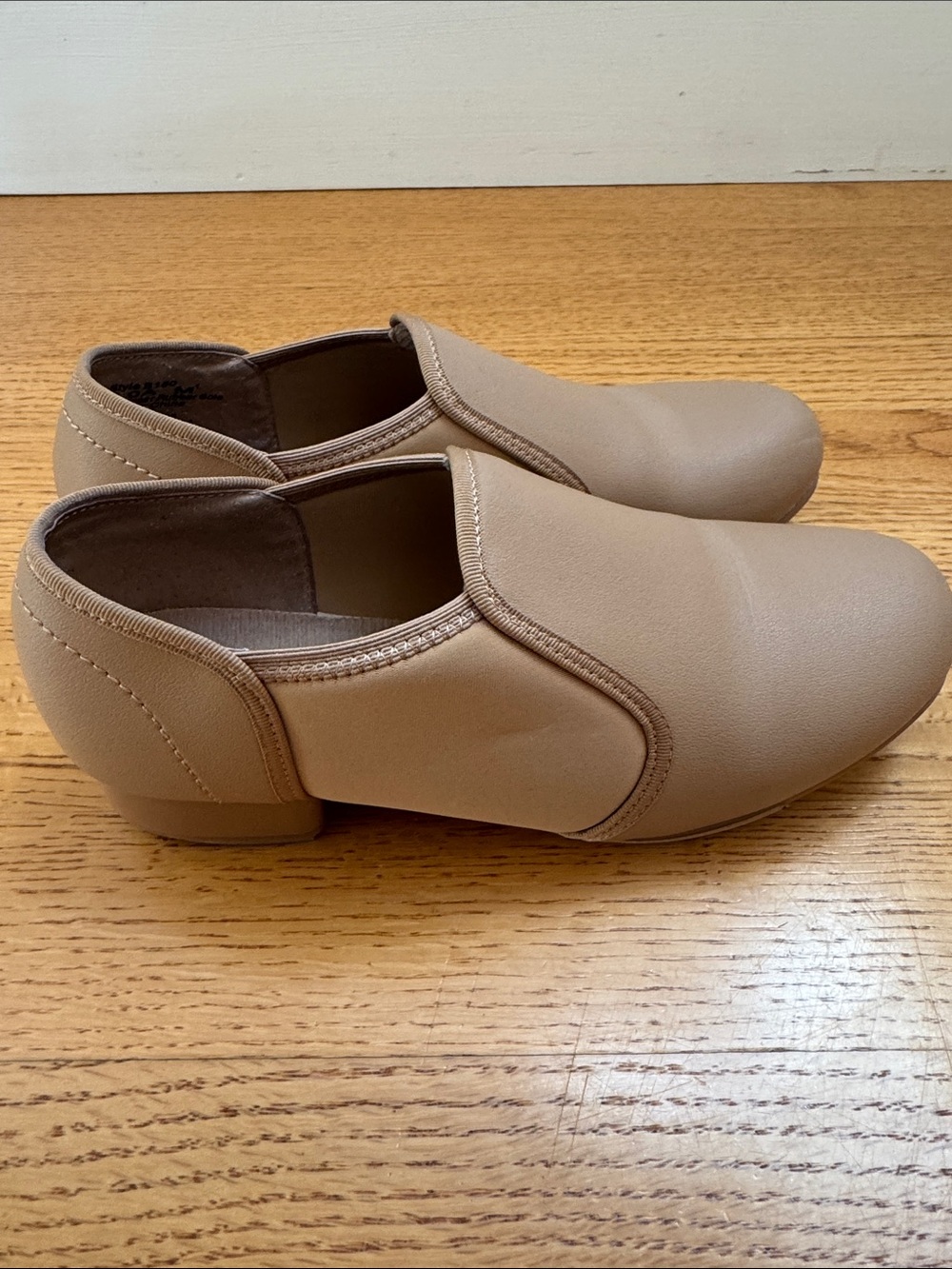 Balara Kids Slip-On Tap Shoes in Caramel